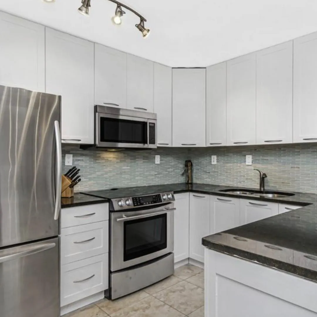 kitchen-cabinet-painting-services-in-Chicago-IL